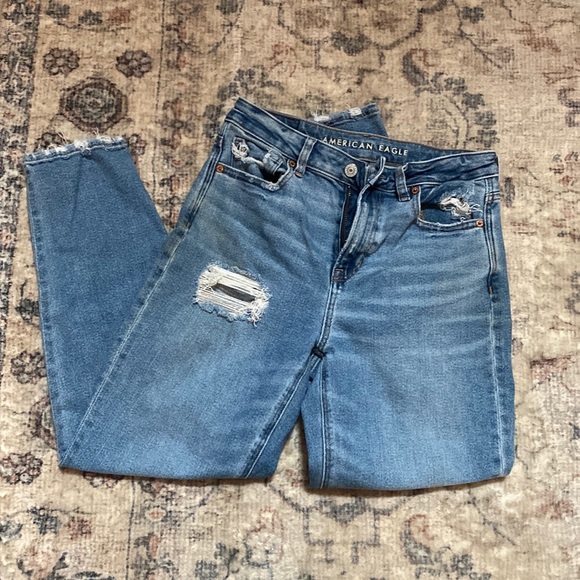 American Eagle Outfitters Denim - American Eagle Mom Jeans